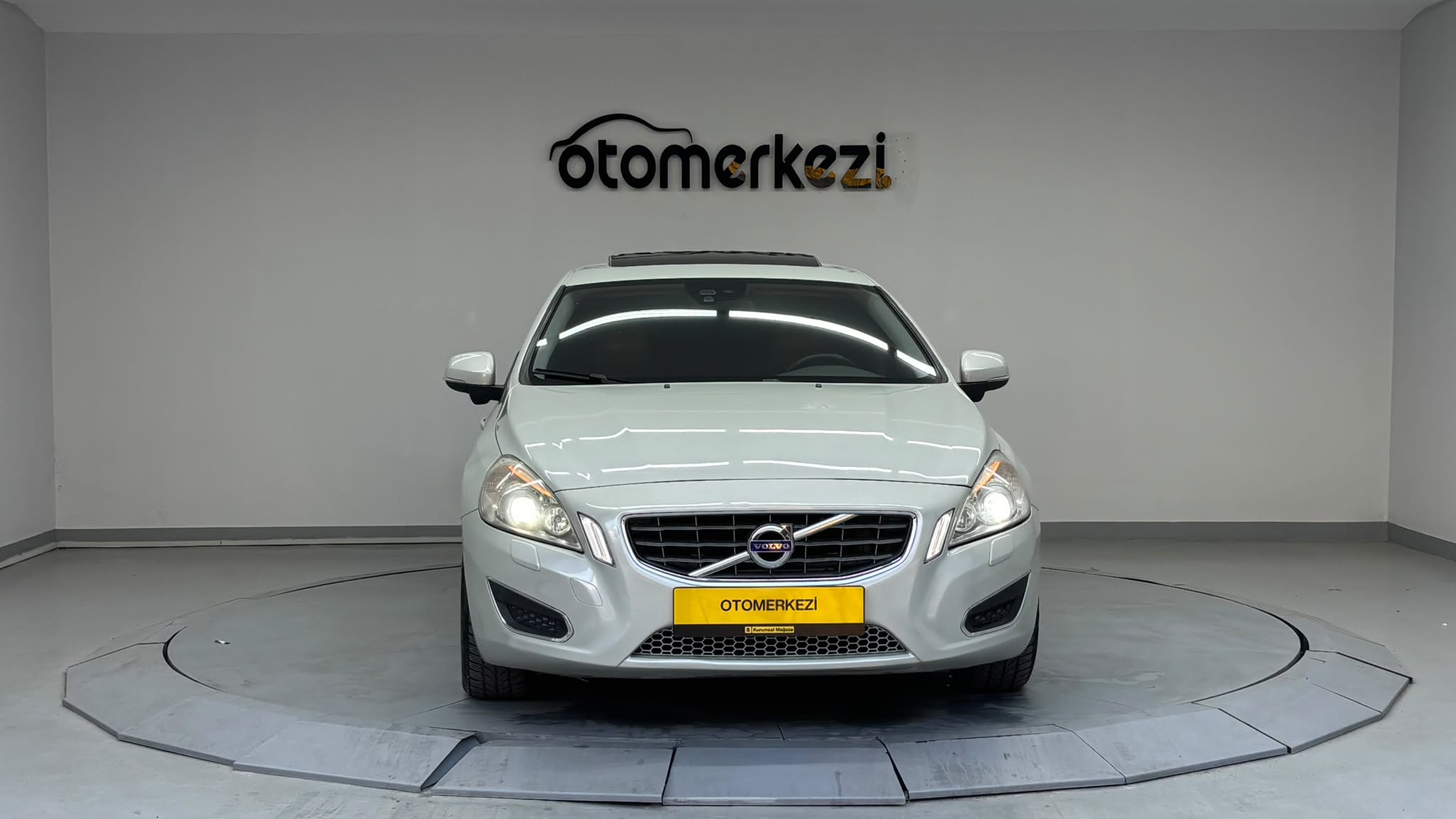VOLVO S60 13